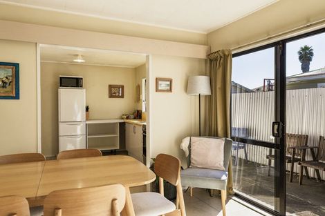 Photo of property in 100 Sylvan Road, Parkvale, Hastings, 4122