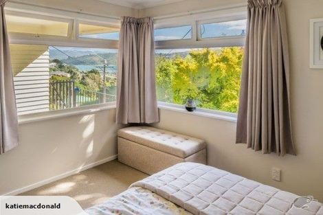 Photo of property in 26 Kiriwai Road, Paremata, Porirua, 5024