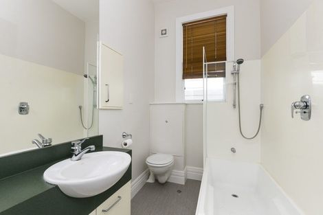 Photo of property in 246u6 The Terrace, Wellington Central, Wellington, 6011