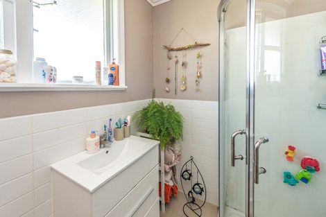 Photo of property in 51 Kowhai Street, Castlecliff, Whanganui, 4501