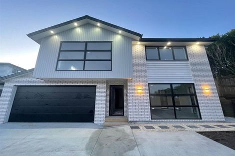Photo of property in 11 Tawapou Close, Massey, 0614