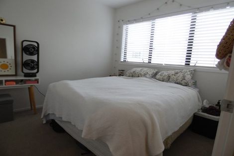 Photo of property in 53 Rangihina Road, Hobsonville, Auckland, 0616