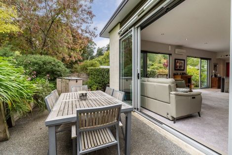 Photo of property in 2 Tokomaru Drive, Havelock North, 4130