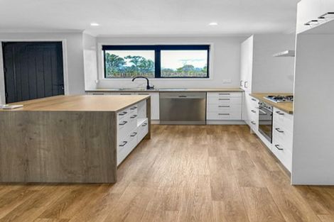 Photo of property in 7 Walton Street, Bulls, 4818