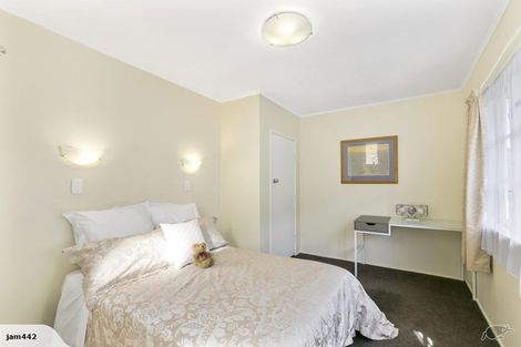 Photo of property in 427 Ohiro Road, Brooklyn, Wellington, 6021