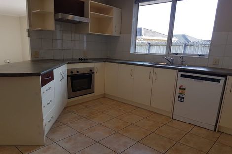 Photo of property in 34 Morewa Place, Takanini, 2112