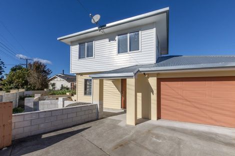 Photo of property in 31 Church Street, Waipawa, 4210