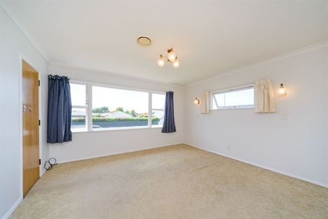 Photo of property in 42 Pitama Road, Awapuni, Palmerston North, 4412
