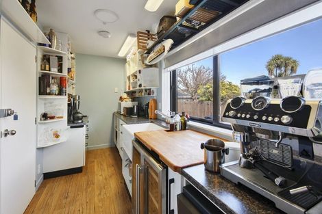 Photo of property in 1 Wakelin Place, Redwood, Christchurch, 8051