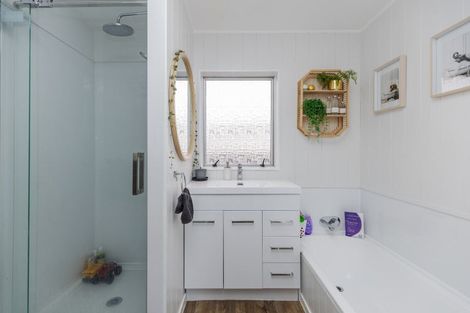 Photo of property in 11 Purcell Place, Melville, Hamilton, 3206