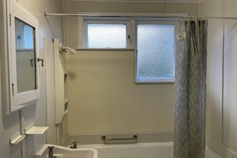 Photo of property in 9-38 Barber Grove, Moera, Lower Hutt, 5010