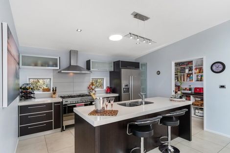 Photo of property in 16 Holyoake Terrace, Omokoroa, 3114