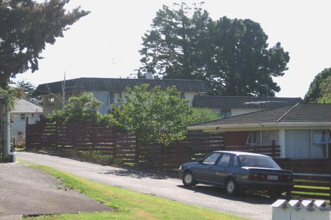 Photo of property in 2/28 Copley Street, New Lynn, Auckland, 0600