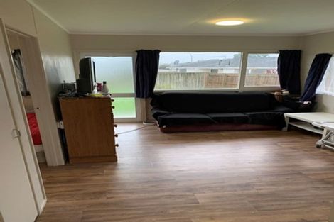 Photo of property in 18 Kent Street, Waiuku, 2123