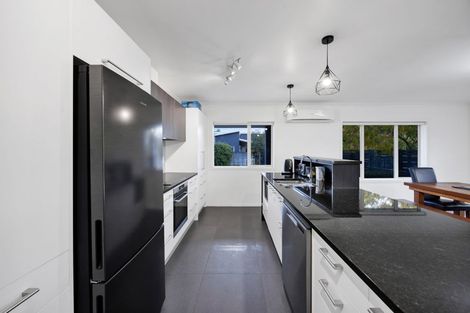 Photo of property in 92b Fairfield Road, Hawera, 4610