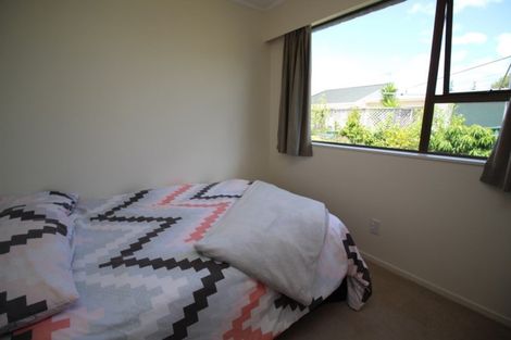 Photo of property in 2/10 Oxford Street, Marton, 4710