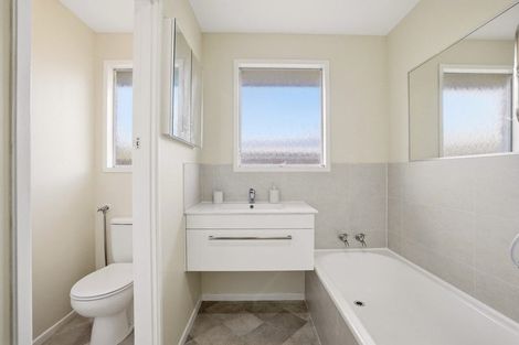 Photo of property in 11 Lacy Gate Place, Woodend, 7610