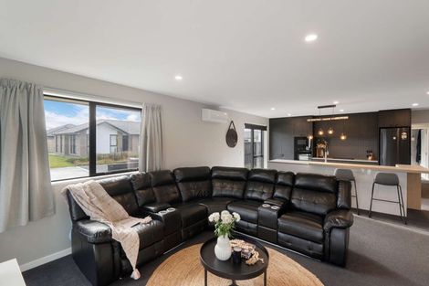 Photo of property in 72 Lady Isaac Drive, Rolleston, 7615