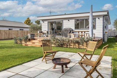 Photo of property in 96 Main North Road, Woodend, 7610