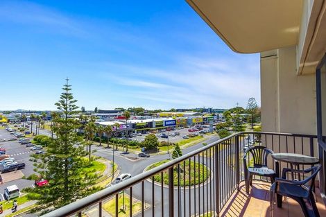 Photo of property in The Rennaissance, 5e/18 Ronwood Avenue, Manukau, Auckland, 2104
