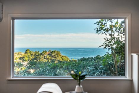 Photo of property in 142 Severn Street, Island Bay, Wellington, 6023