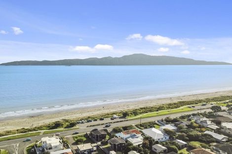 Photo of property in 70b Marine Parade, Paraparaumu Beach, Paraparaumu, 5032
