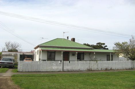 Photo of property in 46 Seymour Street, Waitara, 4320