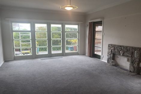 Photo of property in 5 Chesterton Street, Johnsonville, Wellington, 6037