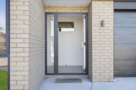 Photo of property in 21 Wilkin Road, Woodend, 7610