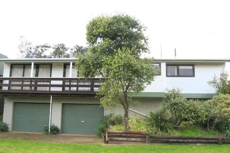 Photo of property in 3 Mountain Vista Place, Pauanui, Hikuai, 3579