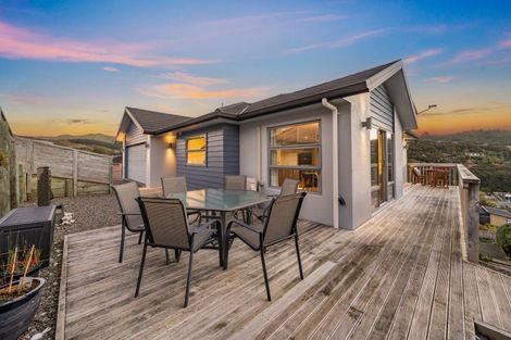 Photo of property in 6 Bluejacket Place, Whitby, Porirua, 5024