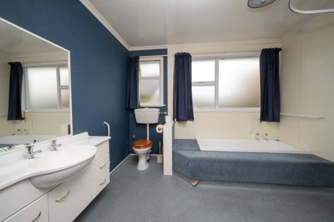 Photo of property in 12 Simmonds Street, Alexandra, 9320