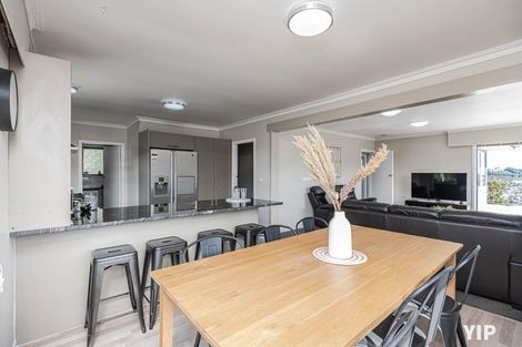 Photo of property in 5 Hallewell Crescent, Johnsonville, Wellington, 6037