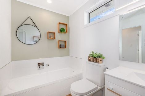 Photo of property in 51 Beaumaris Crescent, Ascot Park, Porirua, 5024