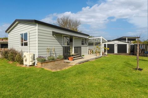 Photo of property in 8a Ngatai Road, Otumoetai, Tauranga, 3110