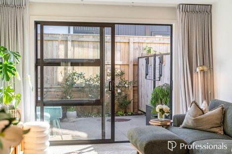 Photo of property in 11/489 Riverside Drive, Fairfield, Lower Hutt, 5011