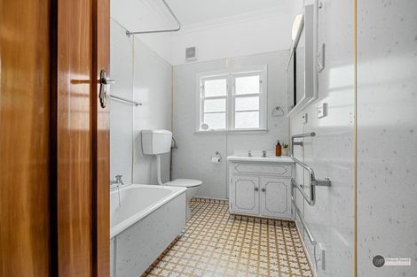 Photo of property in 28 Rossiter Avenue, Waterloo, Lower Hutt, 5011