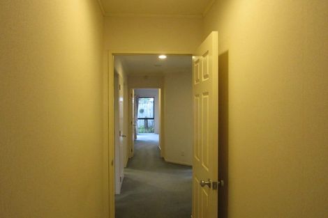 Photo of property in 128 Kilkenny Drive, East Tamaki Heights, Auckland, 2016