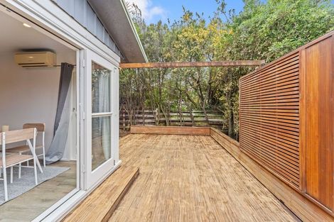 Photo of property in 21 Mcquarrie Avenue, Wattle Downs, Auckland, 2103