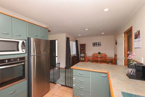 Photo of property in 38 Farnborough Drive, Nawton, Hamilton, 3200