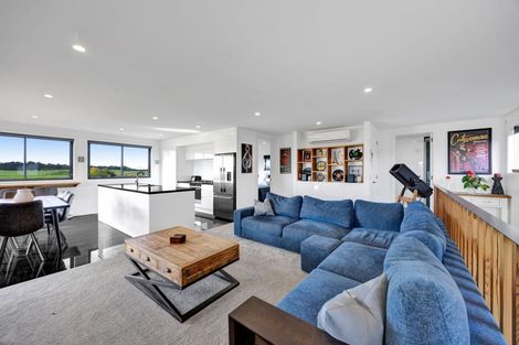 Photo of property in 6 Hawetaone Street, Bell Block, New Plymouth, 4312