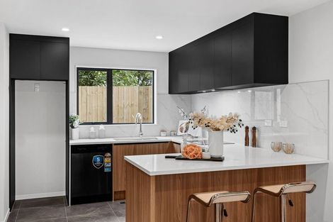 Photo of property in 13c Southview Place, Wattle Downs, Auckland, 2102