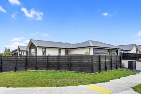 Photo of property in 2 Valour Drive, Rangiora, 7400