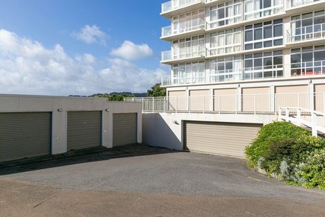 Photo of property in Gateway Apartments, 19 Maida Vale Road, Roseneath, Wellington, 6011