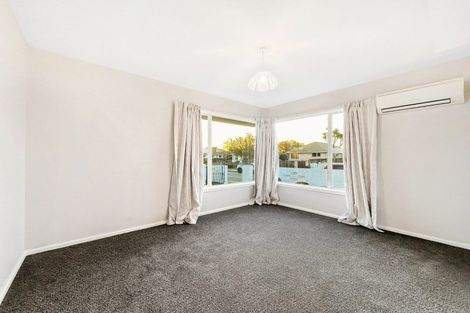 Photo of property in 15 Steele Street, Hornby, Christchurch, 8042