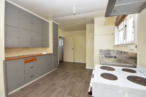 Photo of property in 162 Cole Street, Masterton, 5810