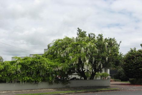 Photo of property in 2 Bridgman Road, Te Awamutu, 3800