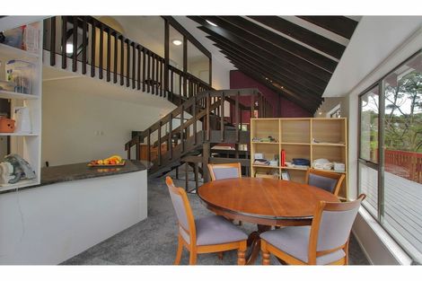 Photo of property in 74 Roberts Road, Glenfield, Auckland, 0629