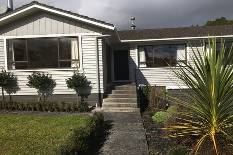 Photo of property in 13 Ranfurly Place, Te Kamo, Whangarei, 0112