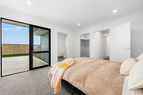Photo of property in 57 Atlantic Drive, Fitzherbert, Palmerston North, 4410